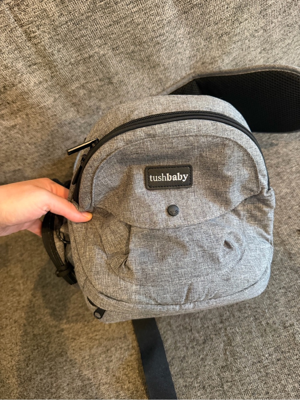 Tushbaby grey and black, like new